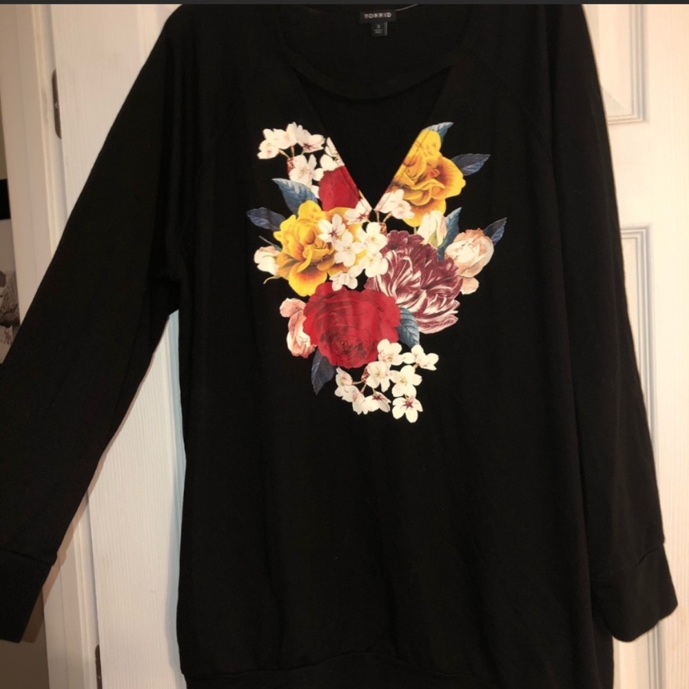TORRID floral shirt